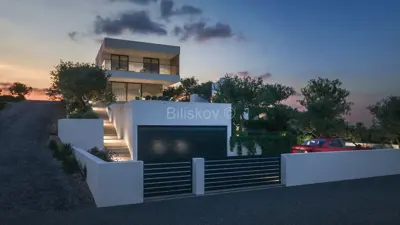 Villa 284 m², Žaborić - Meerblick und ruhige Umgebung - 9