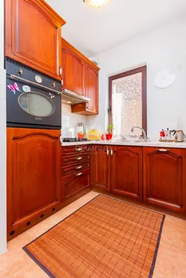 House 365 m², Rovinj - sea view and three residential units - 11