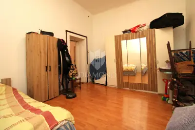 Stan 80 m², Rijeka Centar - 2 spavaće sobe - 8