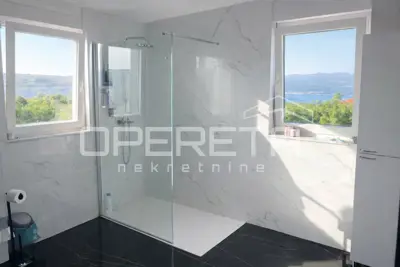 Energieeffizientes Haus am Meer in Vrbnik, 139 m², Insel Krk - 11