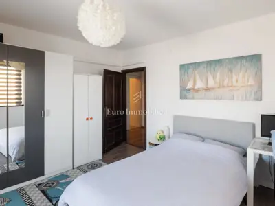Štinjan – kuća s tri stana i okućnicom - 20