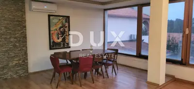 Haus 332 m², Petrići - 3 Wohneinheiten