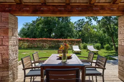Kuća 320 m², Barban - grijani bazen i sauna - 14