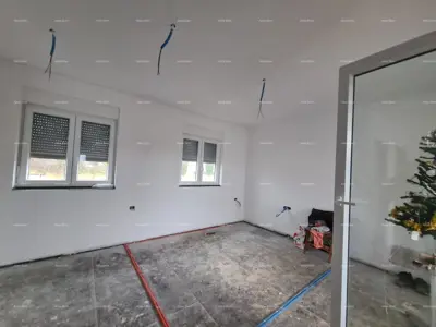 Kuća 90 m², Pula Centar - mirna lokacija - 11