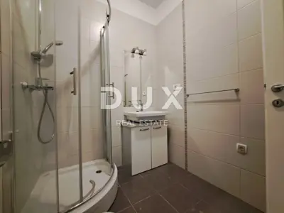 Wohnung 108 m², Zentrum von Opatija, zweite Reihe zum Meer und Garage - 9