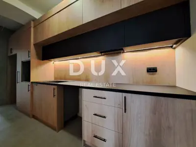 Wohnung 108 m², Zentrum von Opatija, zweite Reihe zum Meer und Garage - 10
