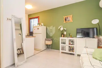 Kuća sa dvije stambene jedinice blizu Marčane! - 14