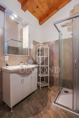 Haus 220 m², Žminj - renovierte und ruhige Lage - 18