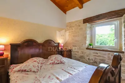 Haus 220 m², Žminj - renovierte und ruhige Lage - 16