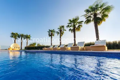 Haus, Zadar, 250 m², 1.690.000 € - 2