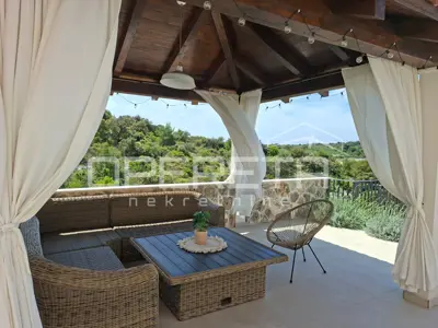 Haus zum Kauf in Ražanj, 220 m² - 6