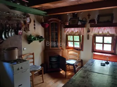 Grundstück 19 073 m², Preseka kod Vrbovca, ruhige Natur - 4