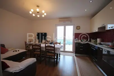 Makarska, centar, dio kuće 291 m² blizu svih sadržaja - 19