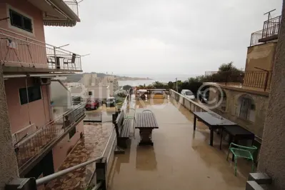 Makarska, centar, dio kuće 291 m² blizu svih sadržaja - 3
