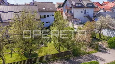 MIRNA ULICA, three separate residential units - 6