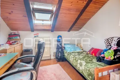 MIRNA ULICA, three separate residential units - 22