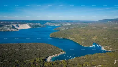 Građevinsko i poljoprivredno zemljište, Barban, pogled na more