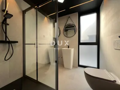 Haus zum Kauf in Sveta Jelena, 275 m² - 15