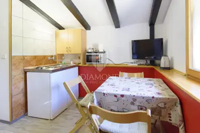 Haus 180 m², Grožnjan - großer Hof und Meerblick - 8
