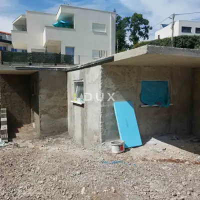 House 212 m², Kastav - move-in-ready basement and permits - 15