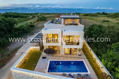 Kuća, Zadar, 370 m², 1 350 000 € - 3