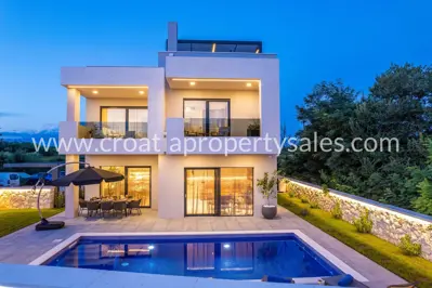 Kuća, Zadar, 370 m², 1 350 000 € - 2