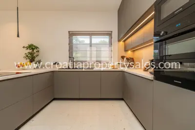 Kuća, Zadar, 370 m², 1 350 000 € - 5