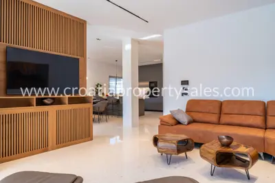 Kuća, Zadar, 370 m², 1 350 000 € - 8