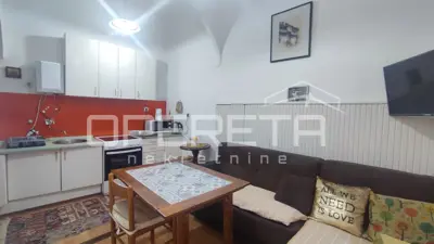 Donji grad, Zagreb, 2 Wohnungen im Hof, Ruhe und separate Eingänge - 2