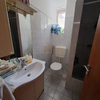 *Kuća sa dva manja stana u Šijani* - 6