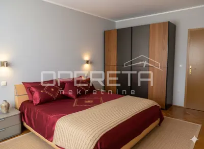 Wohnung 70 m², Makarska - überdachte Terrasse