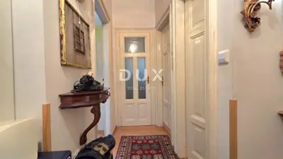 Apartment 75 m², Potok - near the center, high ceilings - 19