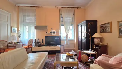 Apartment 75 m², Potok - near the center, high ceilings - 5
