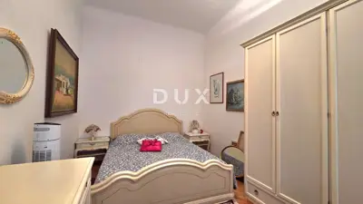 Apartment 75 m², Potok - near the center, high ceilings - 13