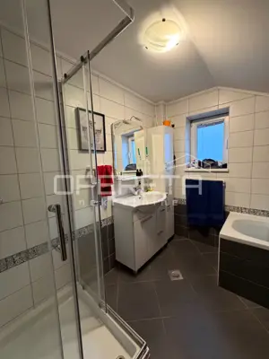 House 224 m², Zabok - near the center and clear ownership - 9