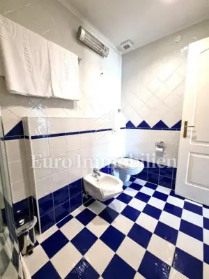 Stan 132 m², Crveni Vrh - 130 m od mora, lift - 15