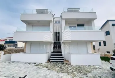 Wohnung zum Kauf in Gajac, 81,6 m² - 1