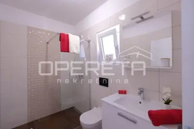 House 180 m², Svetvinčenat - peaceful location and nature - 15