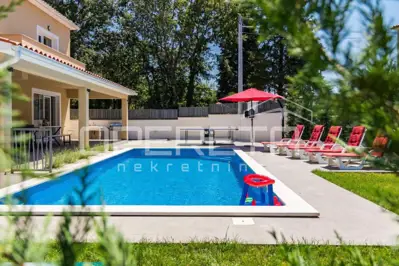 House 180 m², Svetvinčenat - peaceful location and nature - 2
