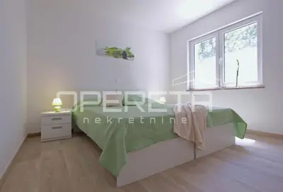House 180 m², Svetvinčenat - peaceful location and nature - 12