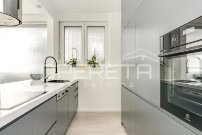 Apartment for rent in Remete, 170 m² - 4