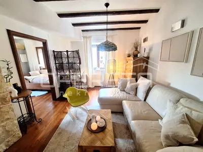 Renovirana kuća s 2 stana, Šibenik- Centar - 14