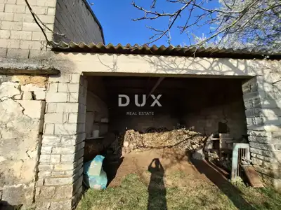 House 230 m², Kanfanar - original Istrian estate - 20