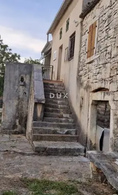 House 230 m², Kanfanar - original Istrian estate - 5