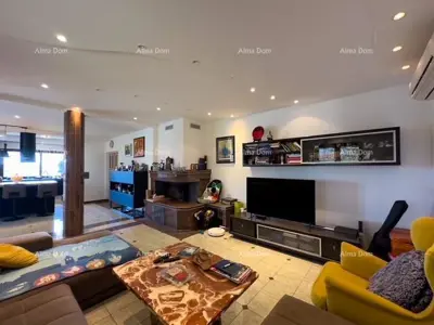Villa 258 m², Bale, Pool und Gästehaus - 14