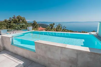 Vila-Penthouse u Pobrima, pogled na more i bazen - 11