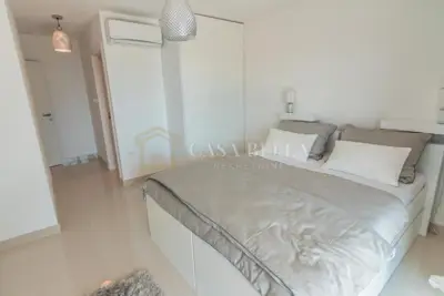 Vila-Penthouse u Pobrima, pogled na more i bazen - 16