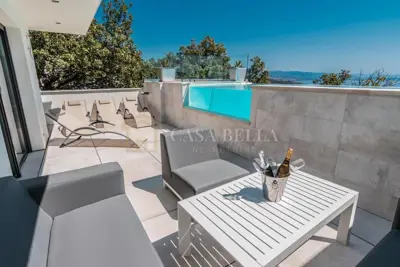 Vila-Penthouse u Pobrima, pogled na more i bazen - 20