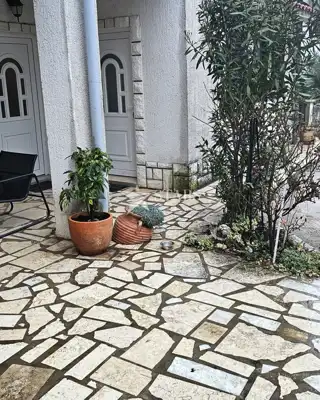 Etaža kuće 90 m², Oprić - pogled na more i bazen - 9