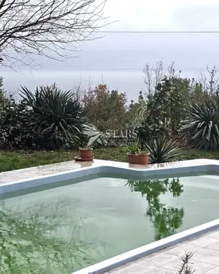 Etaža kuće 90 m², Oprić - pogled na more i bazen
